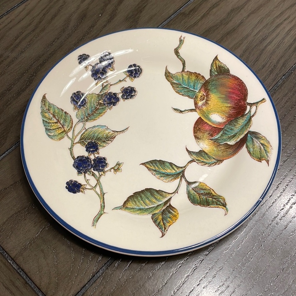 Pier 1 - MacIntosh Salad/Bread Plate
